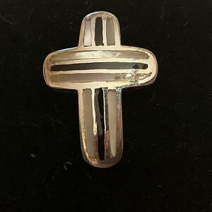 STERLING SILVER MATHER OF PEARL INLAID CROSS​​